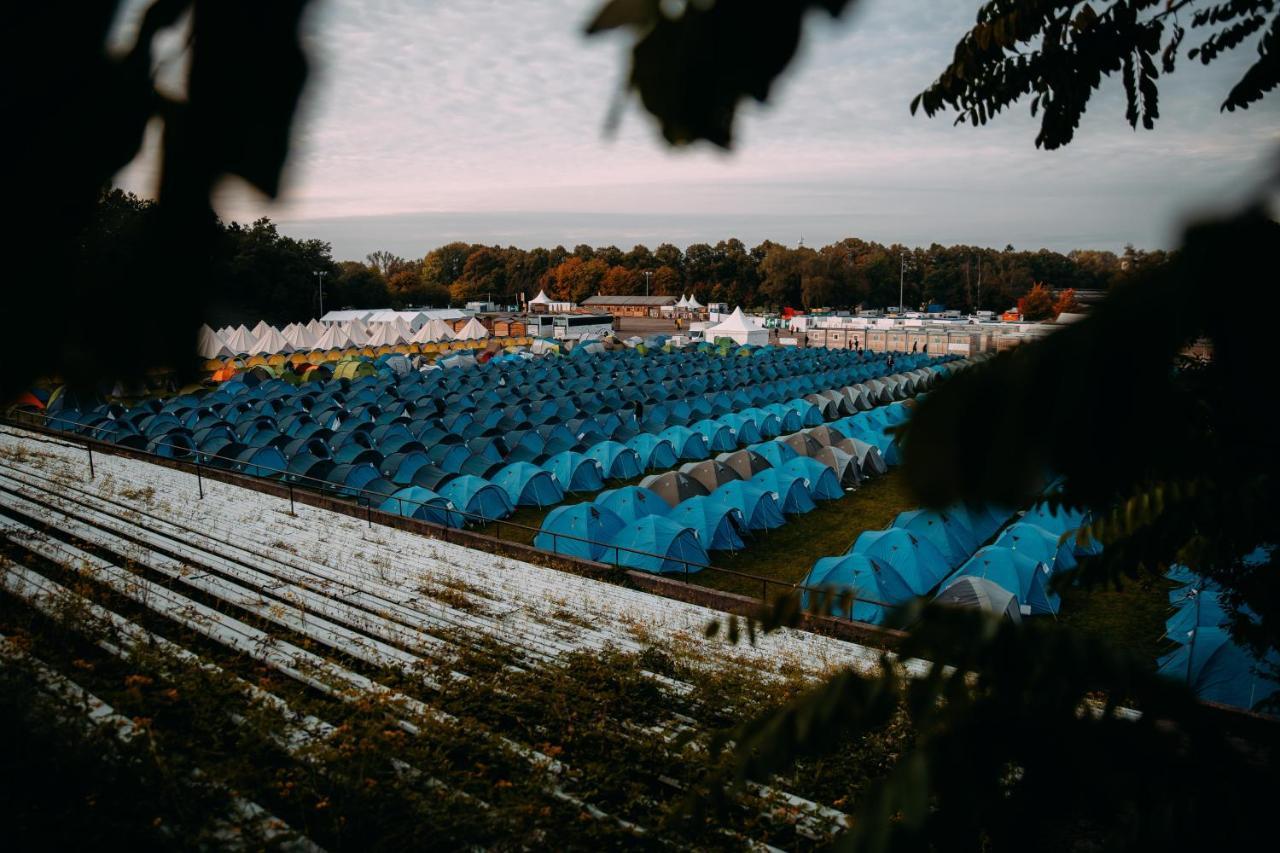 The Esn Kingsday Campsite アムステルダム エクステリア 写真